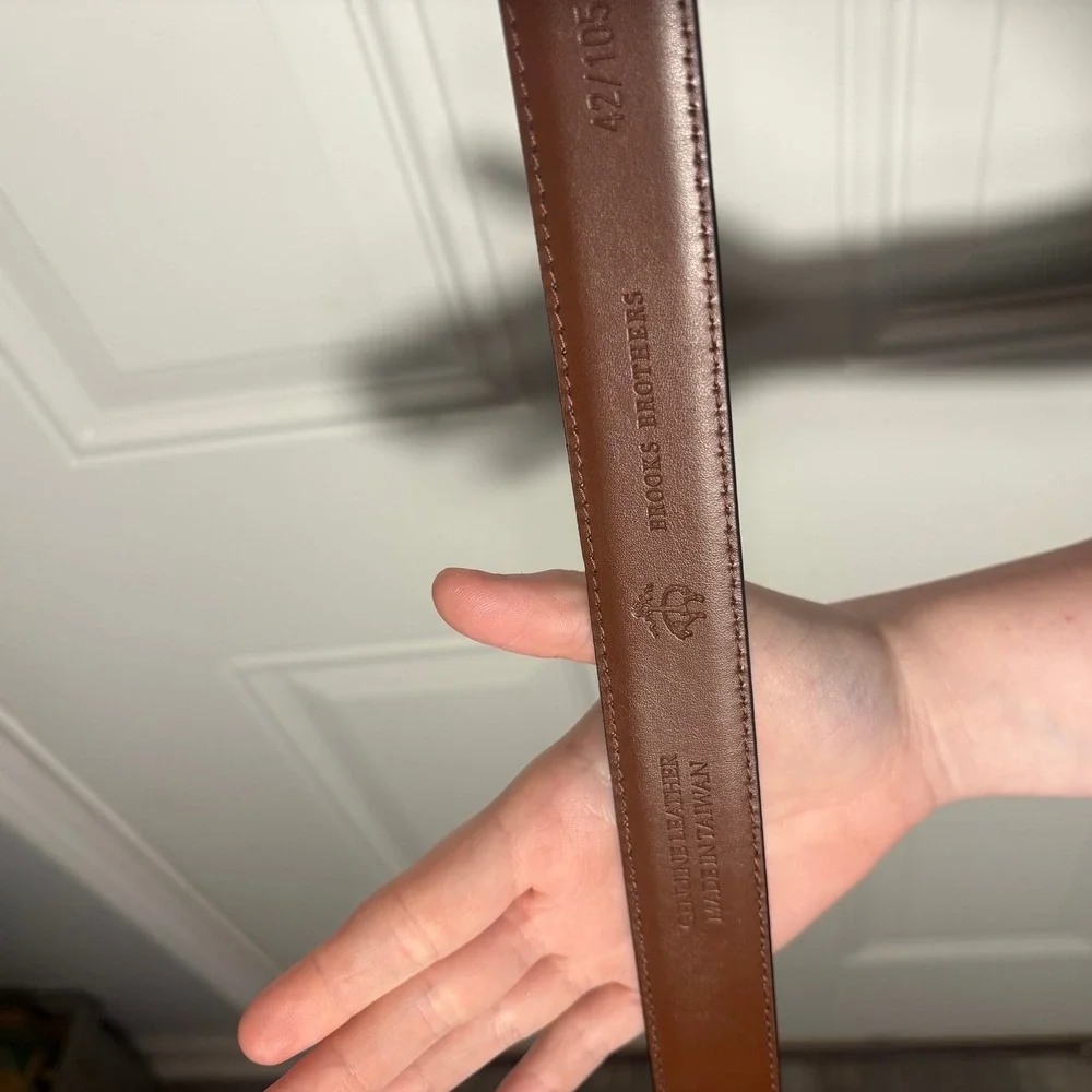Brooks Brothers Mens Brown Genuine Leather Dress Belt Size 42 Silver Buckle NEW